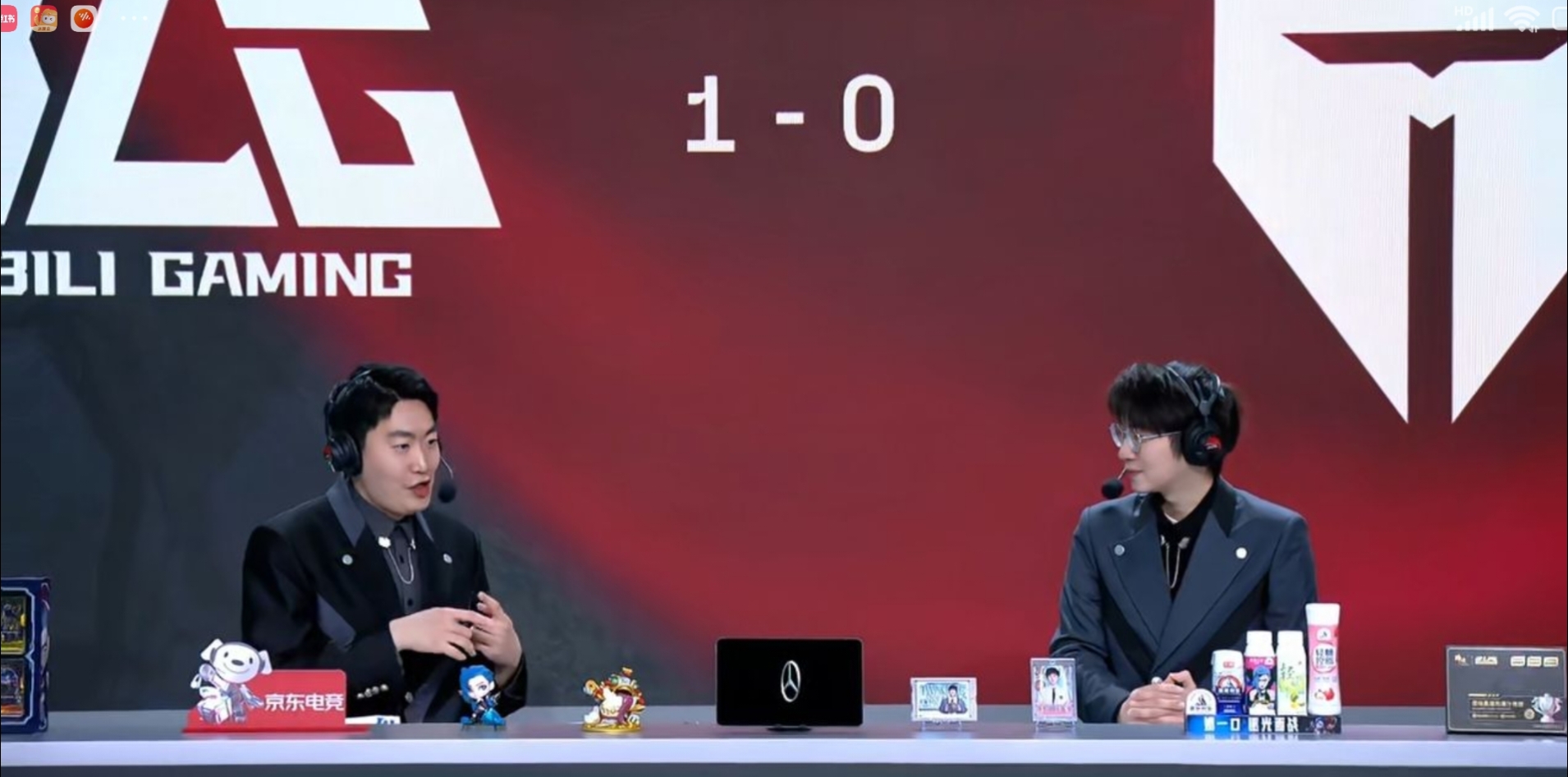 BLG险胜TES,JackeyLove团战一打五激烈交锋八强赛,技惊四座 BLG险胜TES,JackeyLove团战一打五激烈交锋八强赛,技惊四座