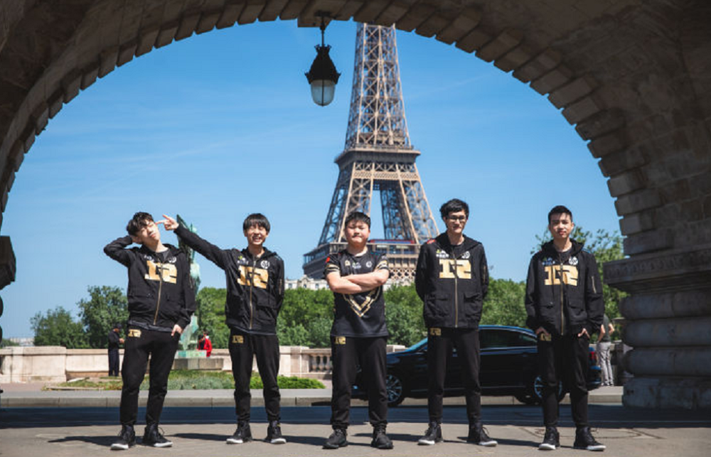 关于HKA翻盘FPX,Uzi关键团战开团秒人激烈交锋成都决赛之夜,留下经典瞬间的信息 关于HKA翻盘FPX,Uzi关键团战开团秒人激烈交锋成都决赛之夜,留下经典瞬间的信息