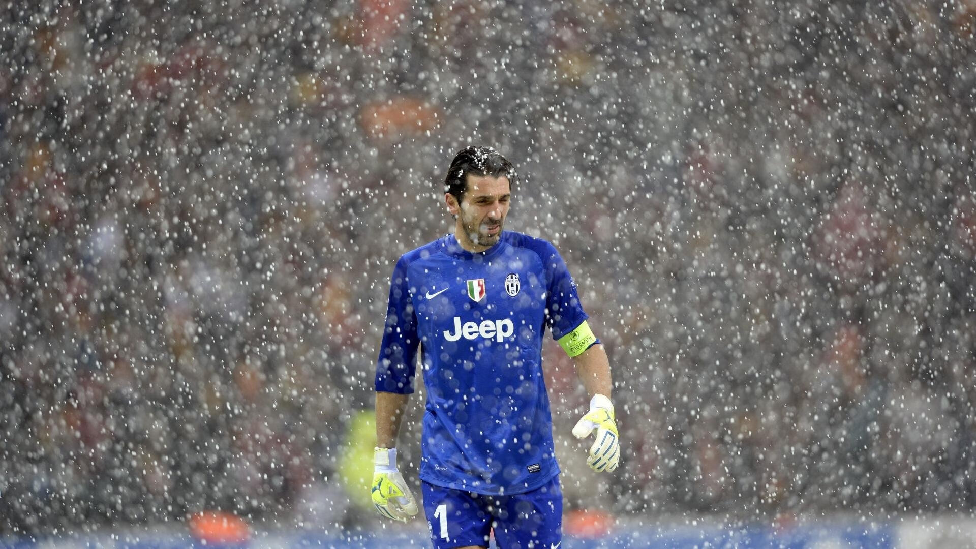 开云体育登录-铁血与艺术的双面叙事，活塞锁链困步行者，武切维奇欧陆战场独舞定乾坤