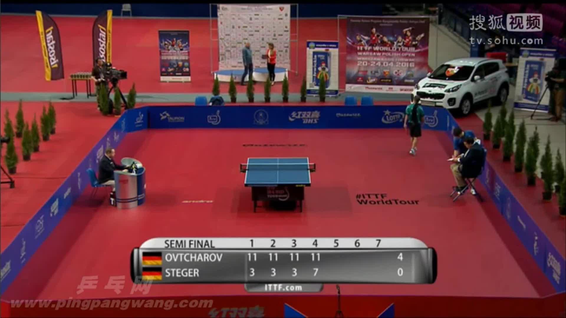 英格兰队逆转波兰队，奥恰洛夫关键制胜